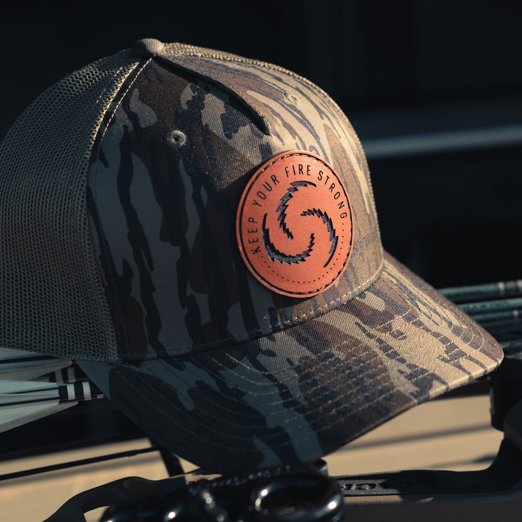 KEEP YOUR FIRE STRONG Snapback in Mossy Oak / Bottomland